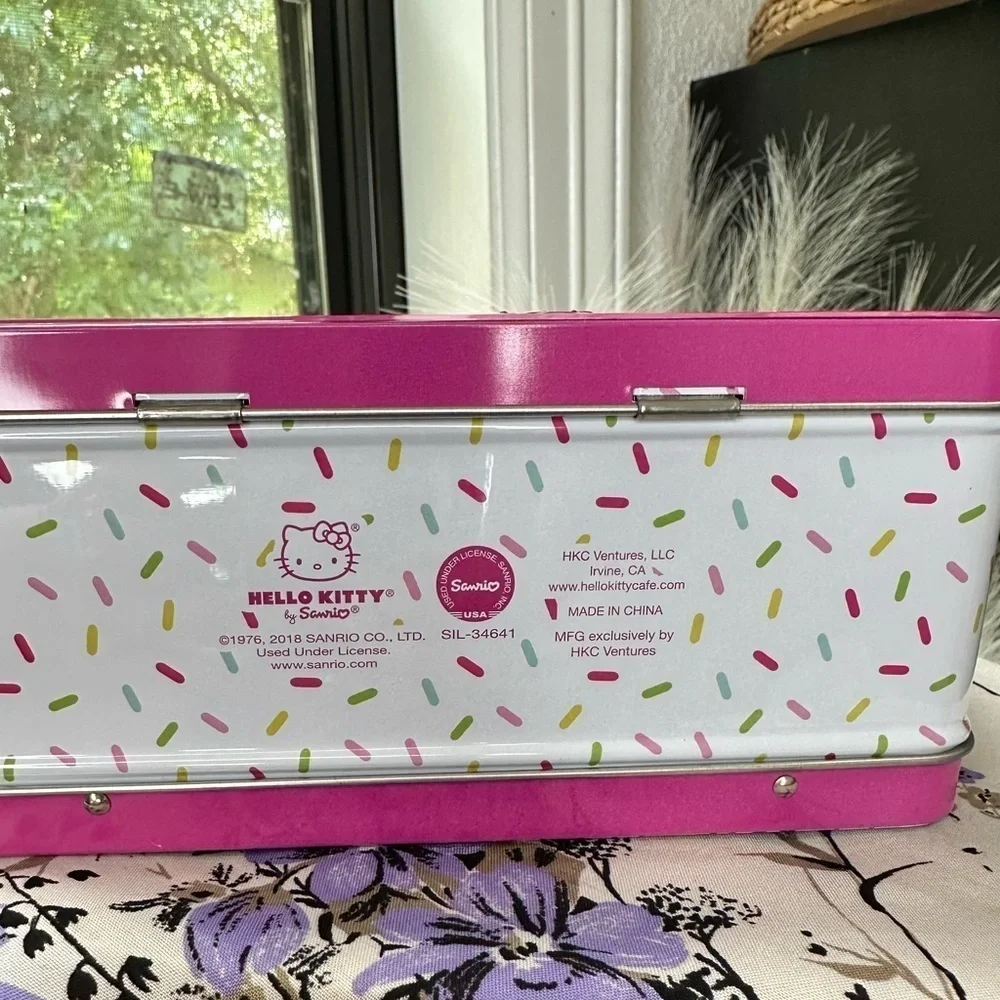 Hello Kitty Lunchbox